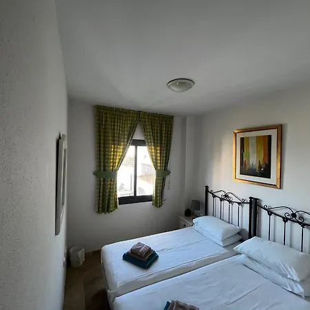 Апартаменты 3 Bed Beachfront Penthouse 854 With Great Views Манилва