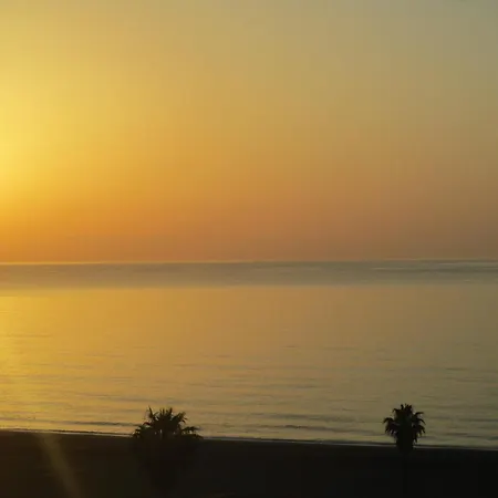 Lägenhet 3 Bed Beachfront Penthouse 854 With Great Views