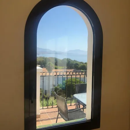 3 Bed Beachfront Penthouse 854 With Great Views Апартаменты